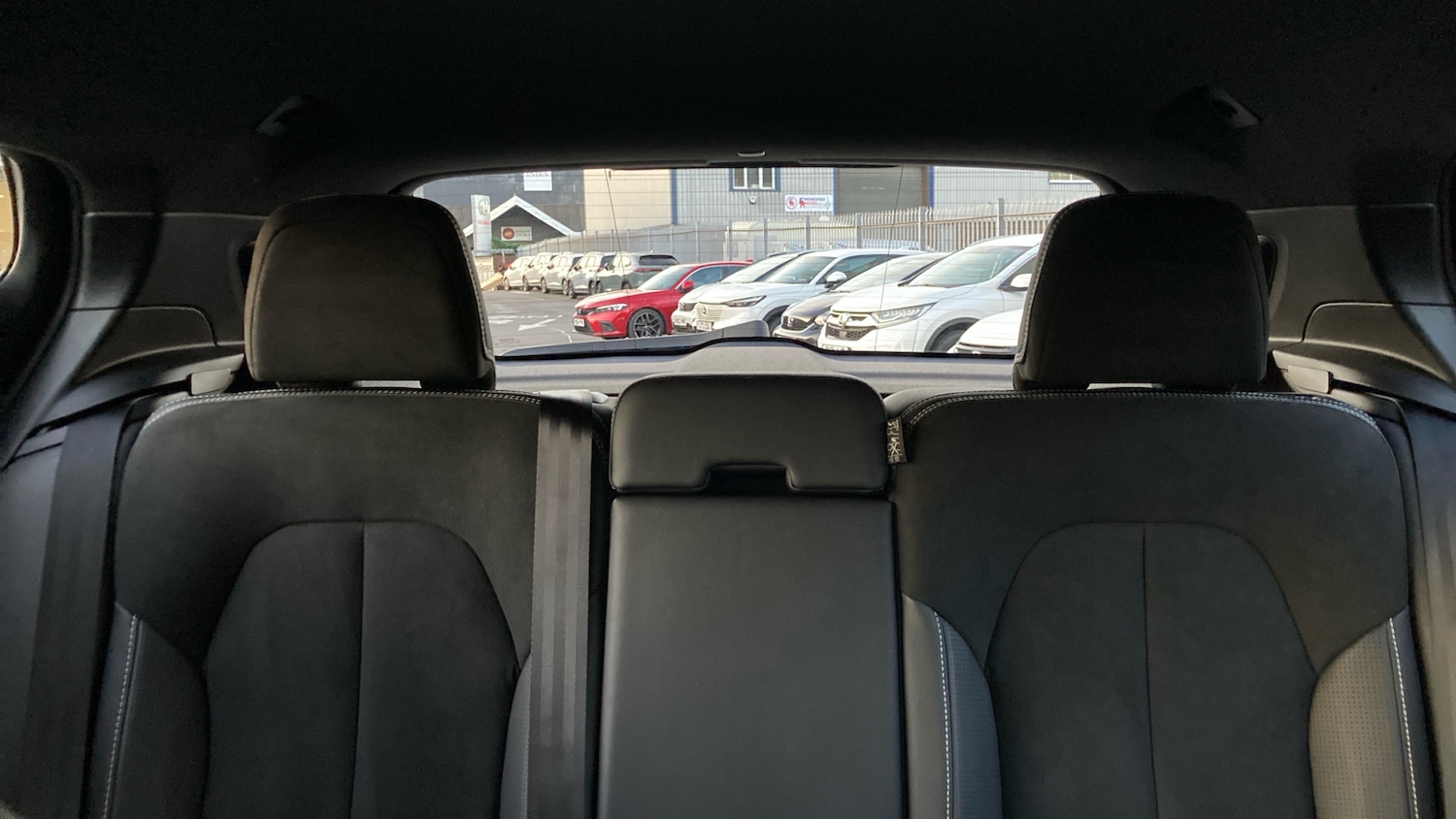 Used Volvo XC40 2018 for sale - 76568369: Photo 15