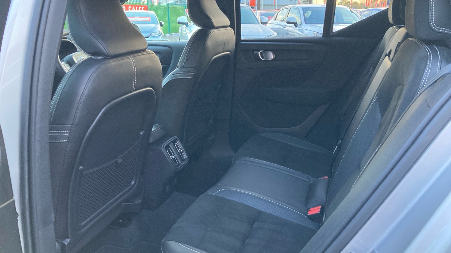 Used Volvo XC40 2018 for sale - 76568369: Photo 16