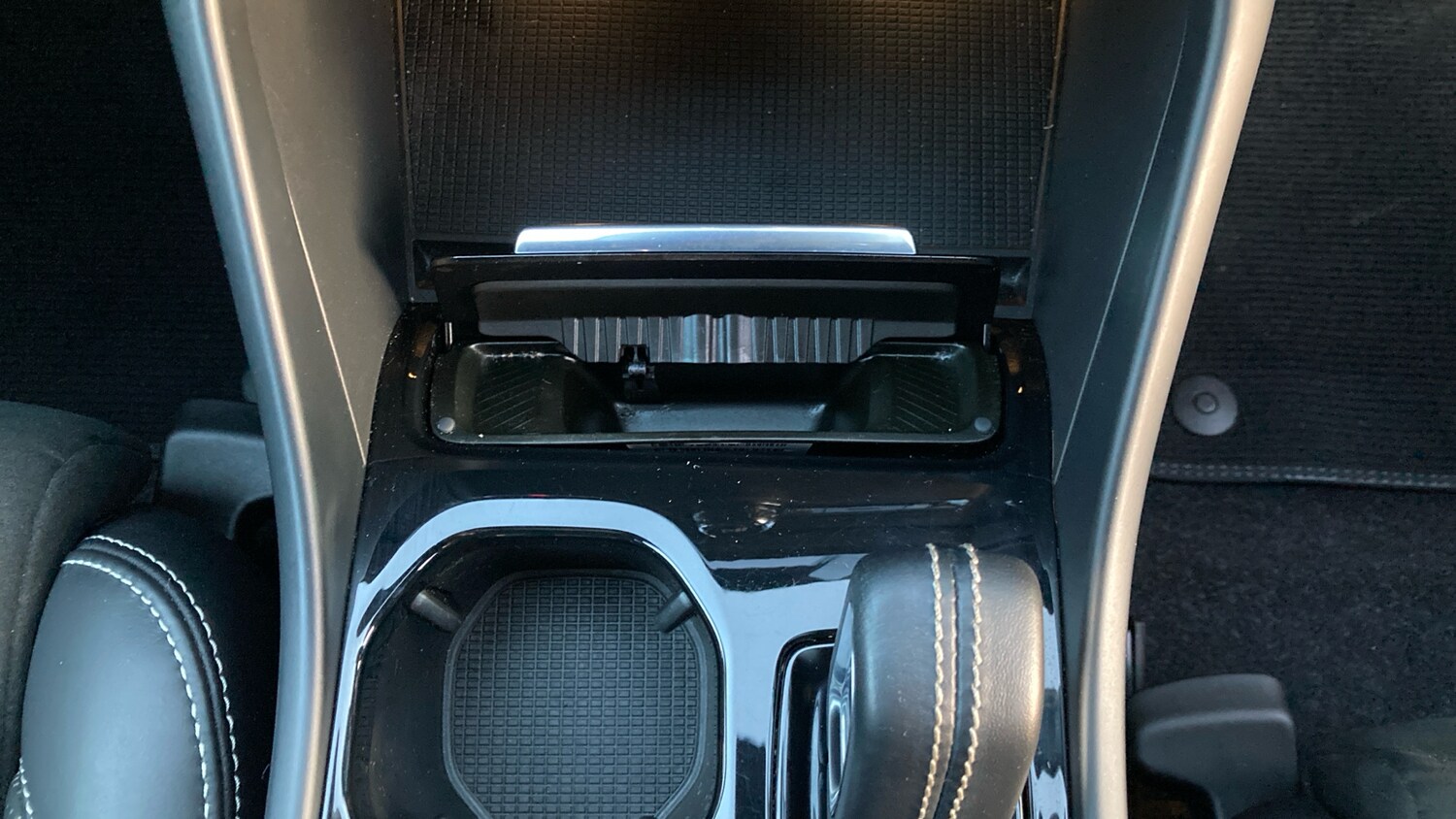 Used Volvo XC40 2018 for sale - 76568369: Photo 33