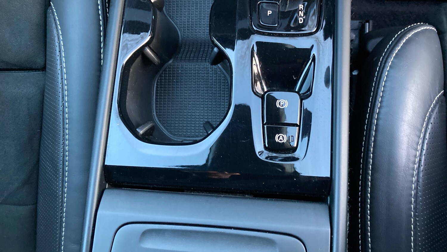 Used Volvo XC40 2018 for sale - 76568369: Photo 35