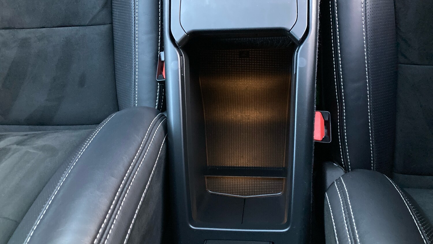 Used Volvo XC40 2018 for sale - 76568369: Photo 36