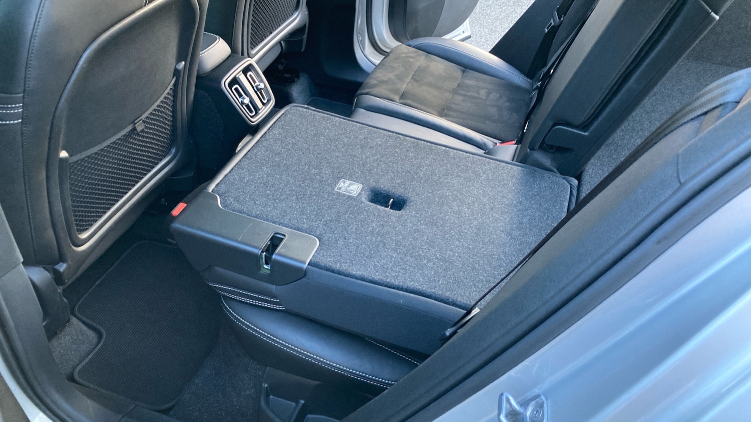 Used Volvo XC40 2018 for sale - 76568369: Photo 50