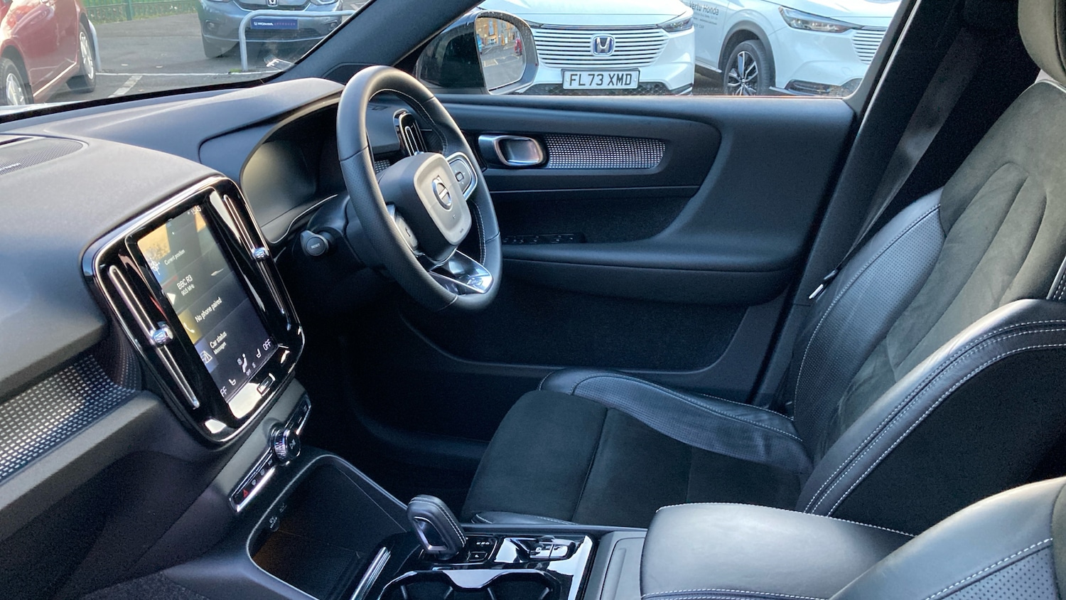 Used Volvo XC40 2018 for sale - 76568369: Photo 9