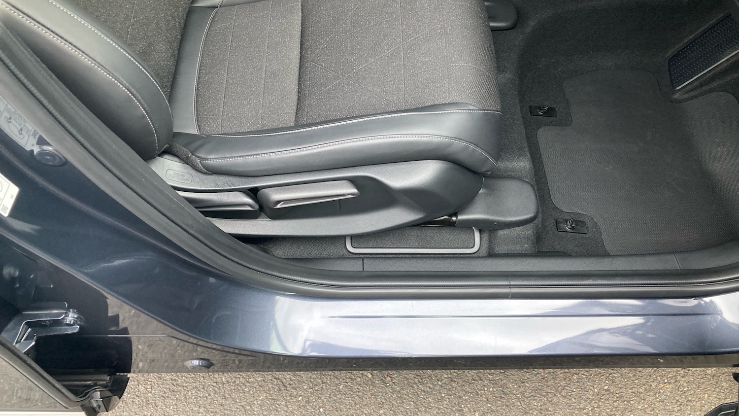 Used Honda HR-V 2024 for sale - 76008704: Photo 28