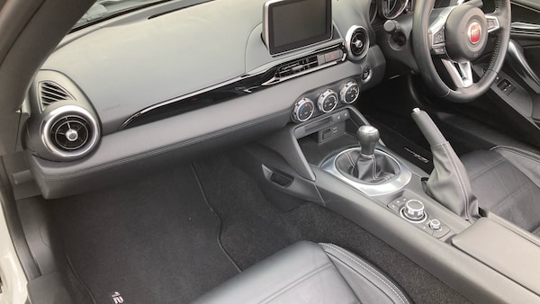 Used Fiat 124 Spider 2016 for sale - 76302090: Photo 54