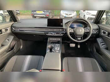 Used Honda Civic 2025 for sale - 76131138: Photo 4