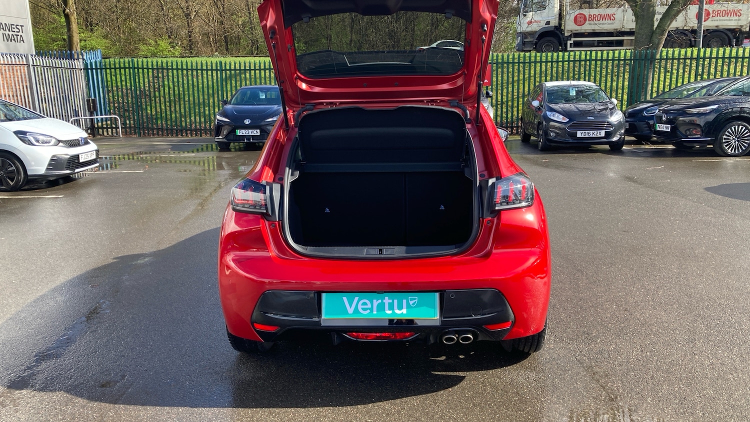 Used Peugeot 208 2023 for sale - 78018185: Photo 4