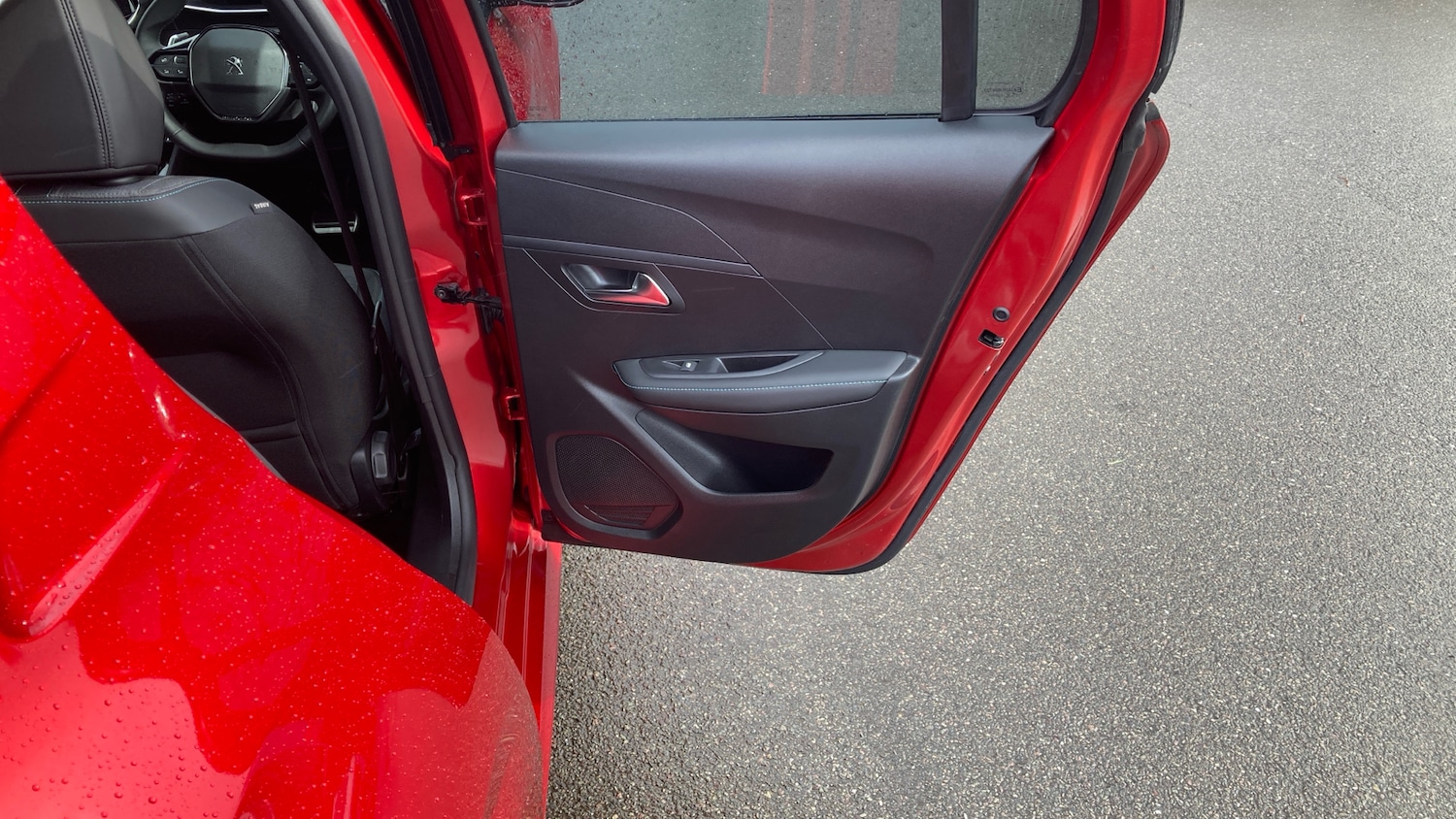 Used Peugeot 208 2023 for sale - 78018185: Photo 41