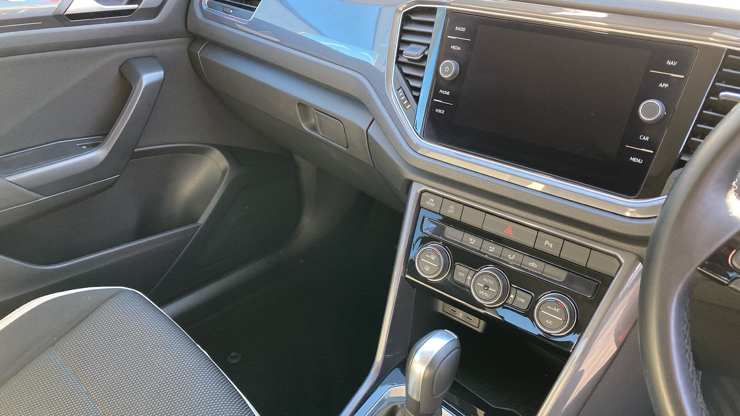 Used Volkswagen T-Roc 2021 for sale - 78149848: Photo 14