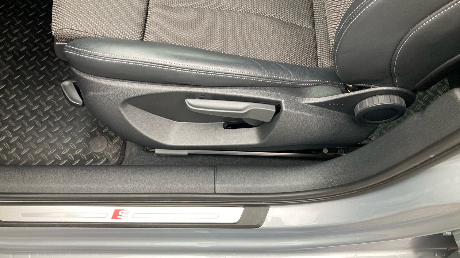 Used Audi A3 2020 for sale - 76302102: Photo 68