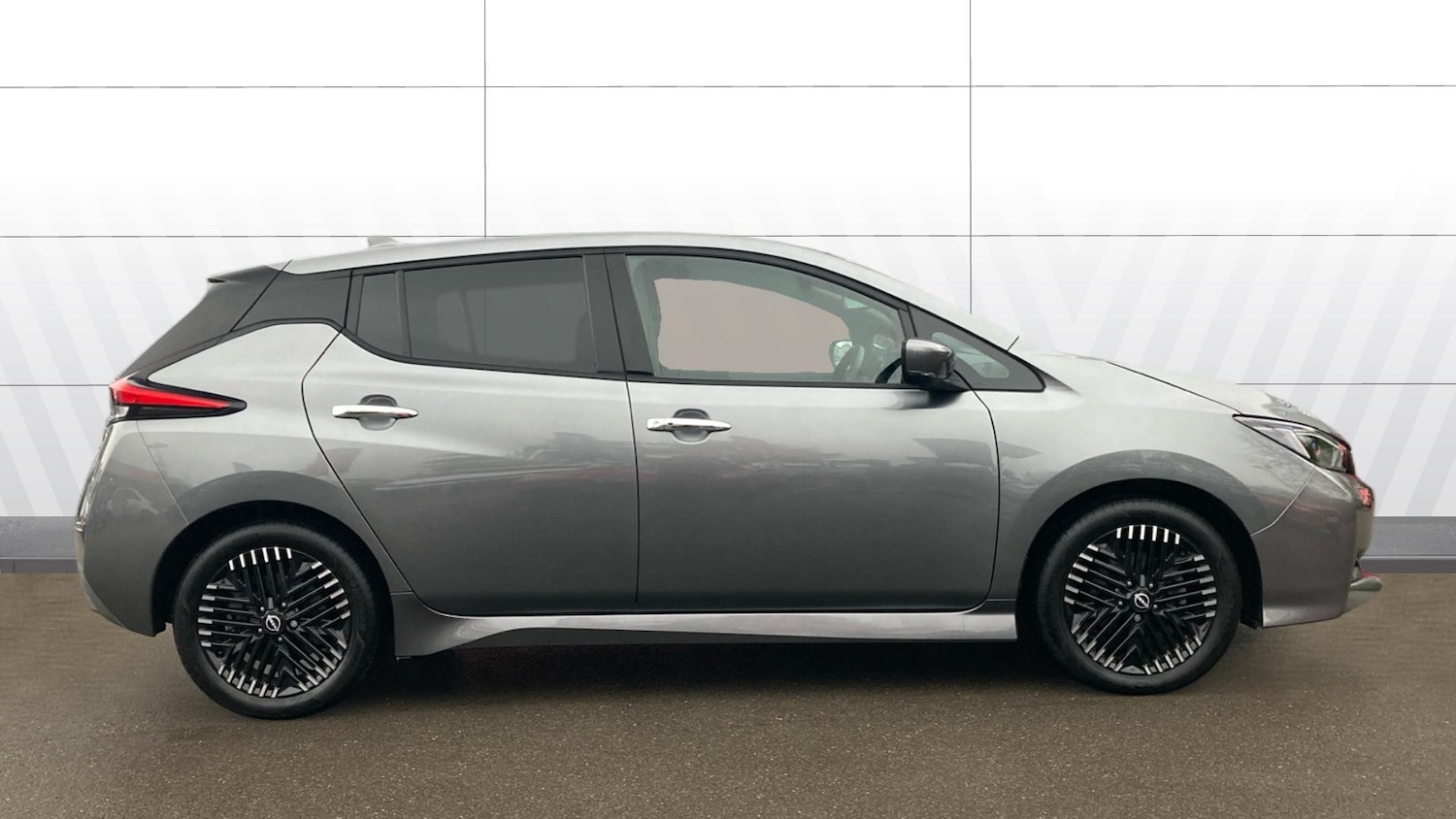 Used Nissan Leaf 2023 for sale - 77438093: Photo 5