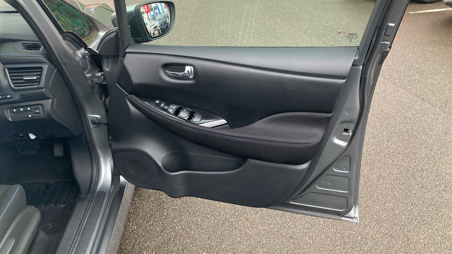 Used Nissan Leaf 2023 for sale - 77438093: Photo 50