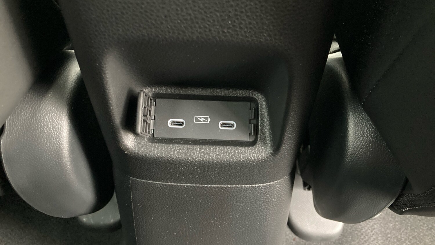 Used Honda Jazz 2023 for sale - 77997520: Photo 31