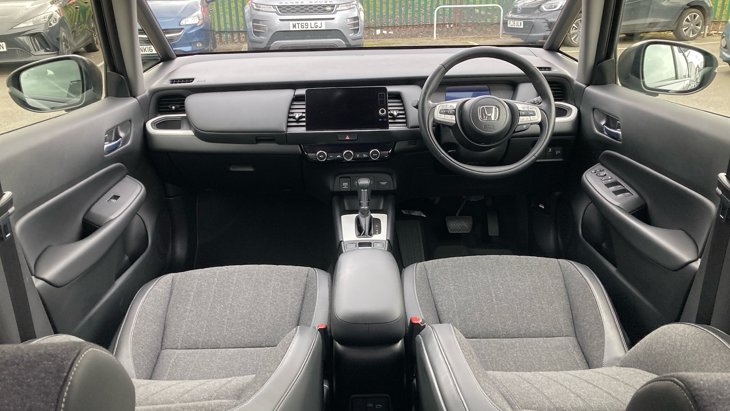 Used Honda Jazz 2023 for sale - 77997520: Photo 4