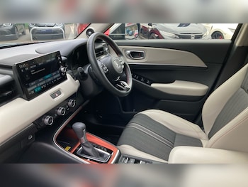 Used Honda HR-V 2022 for sale - 76252548: Photo 2