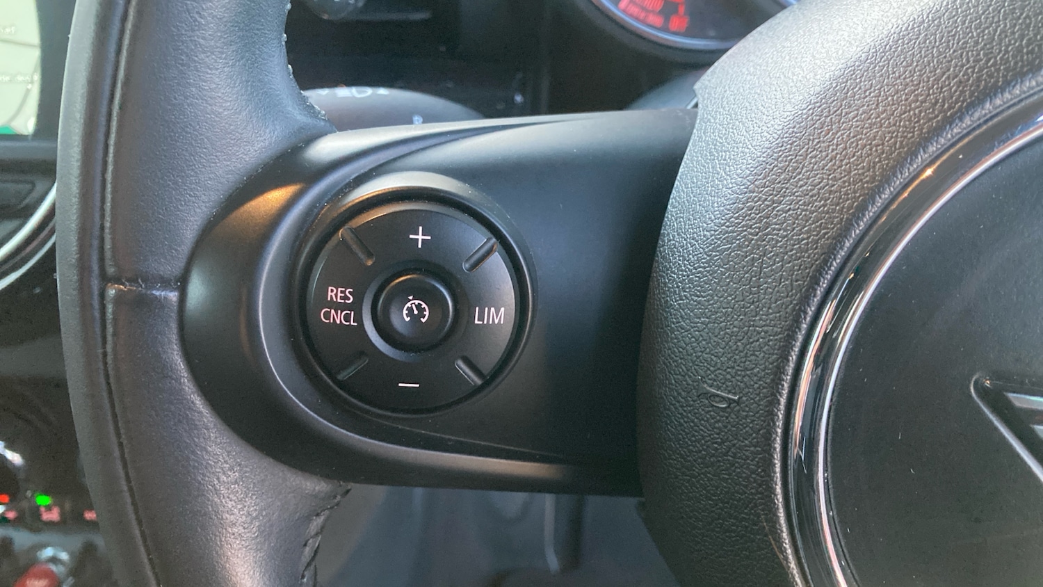 Used MINI Clubman 2020 for sale - 76564928: Photo 22