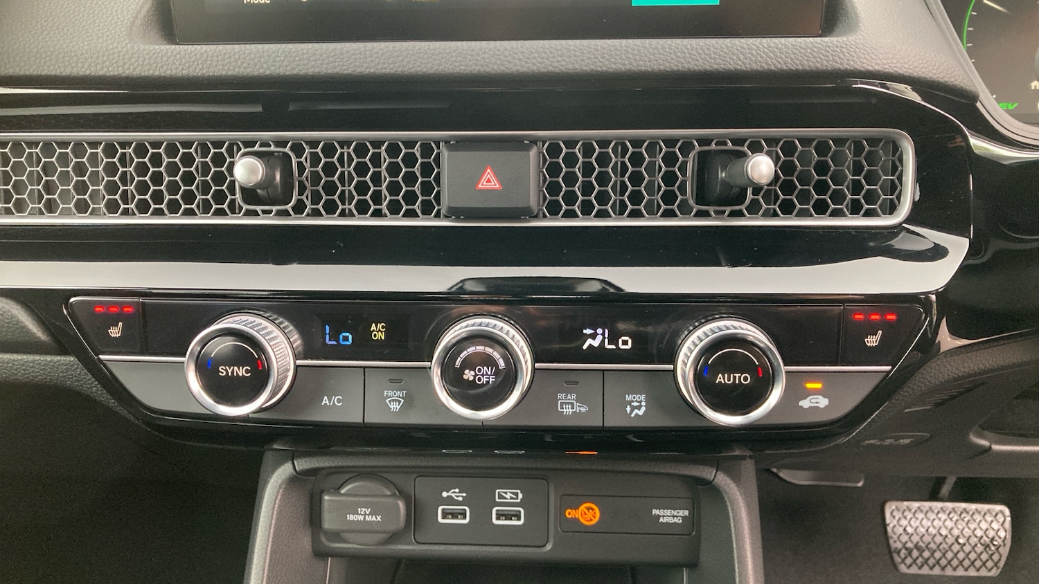 Used Honda Civic 2024 for sale - 76422227: Photo 18