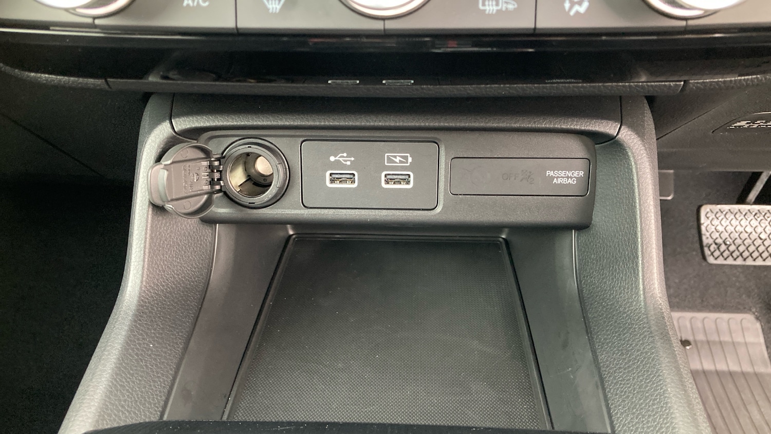 Used Honda Civic 2024 for sale - 76422227: Photo 19