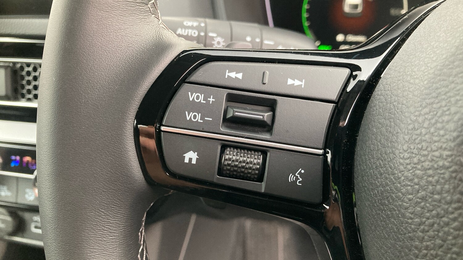 Used Honda Civic 2024 for sale - 76422227: Photo 24