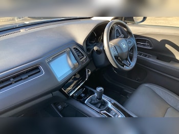 Used Honda HR-V 2020 for sale - 78433370: Photo