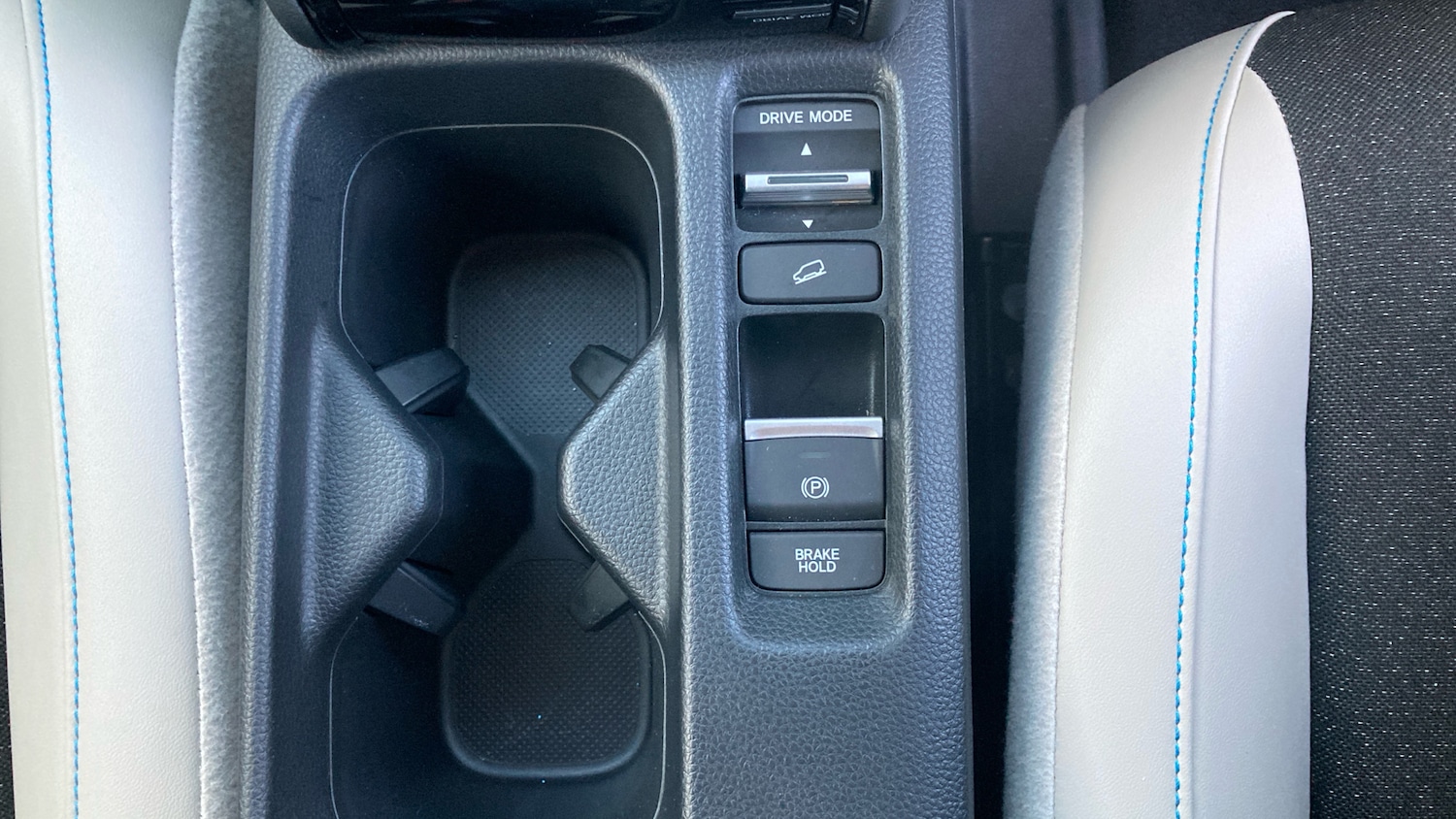 Used Honda HR-V 2025 for sale - 76637259: Photo 30