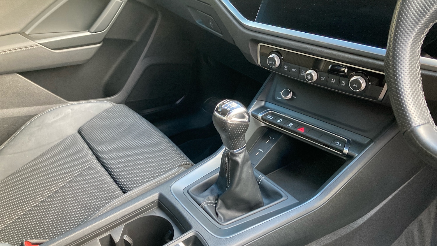 Used Audi Q3 2022 for sale - 76452658: Photo 14