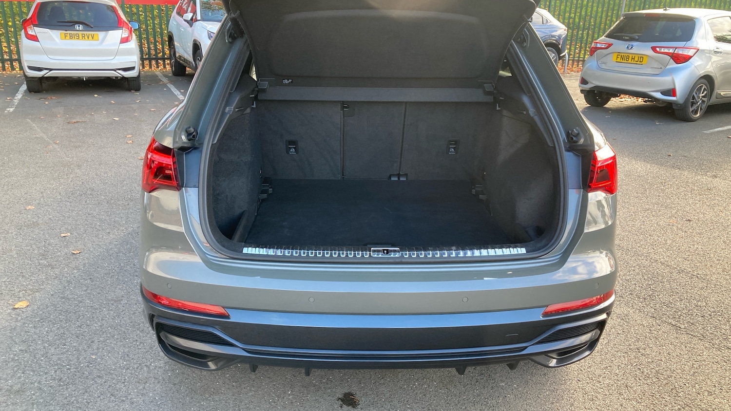 Used Audi Q3 2022 for sale - 76452658: Photo 4