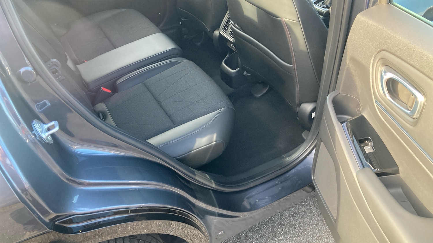 Used Honda HR-V 2023 for sale - 77779002: Photo 32