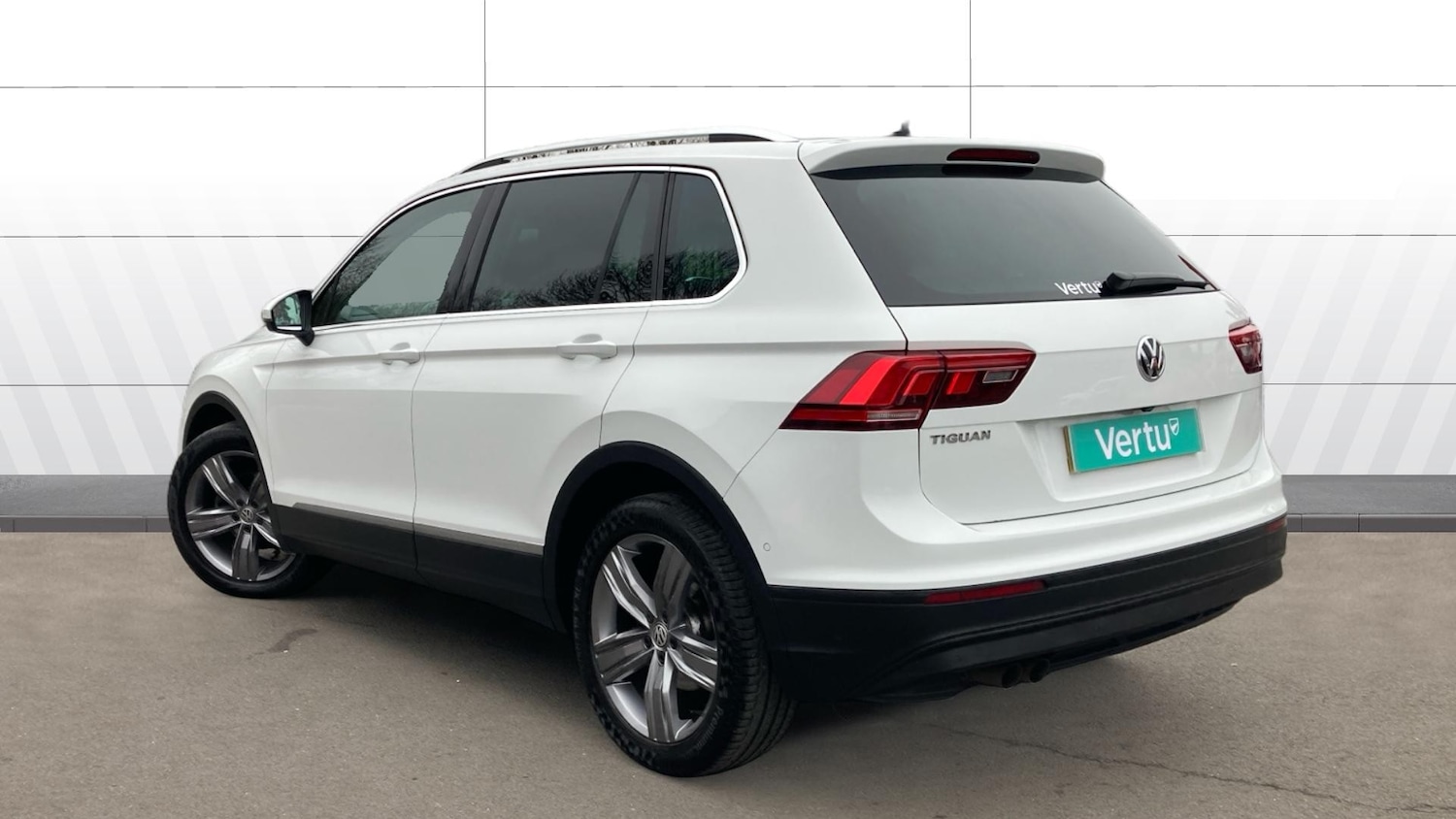 Used Volkswagen Tiguan 2019 for sale - 77776177: Photo 2
