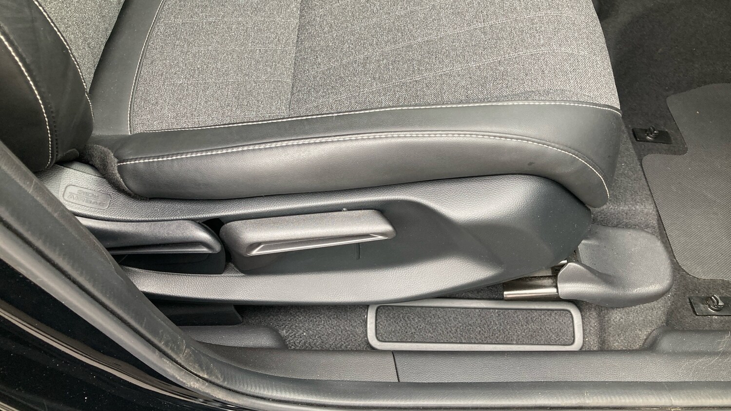 Used Honda Jazz 2023 for sale - 78107258: Photo 27