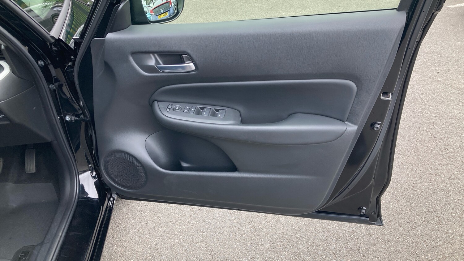 Used Honda Jazz 2023 for sale - 78107258: Photo 30