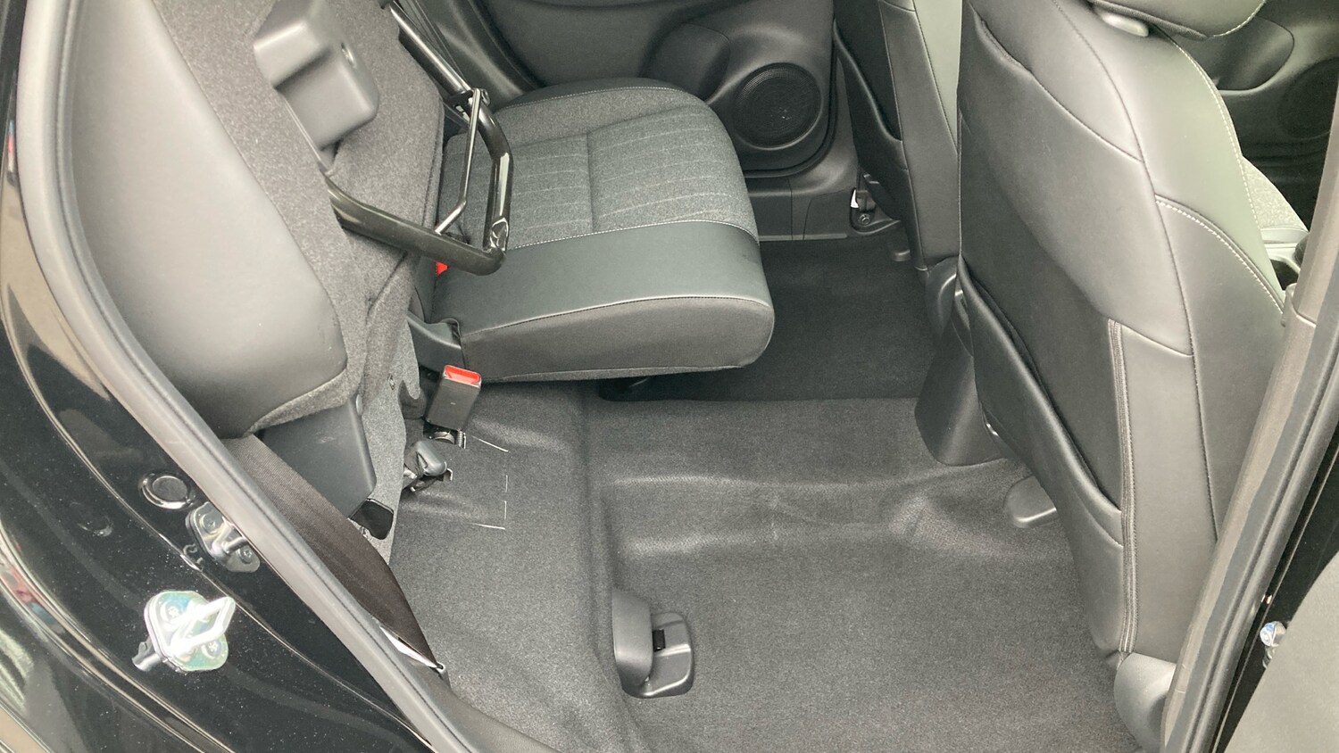 Used Honda Jazz 2023 for sale - 78107258: Photo 33