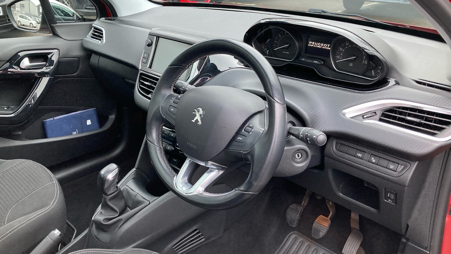 Used Peugeot 208 2019 for sale - 77027821: Photo 11