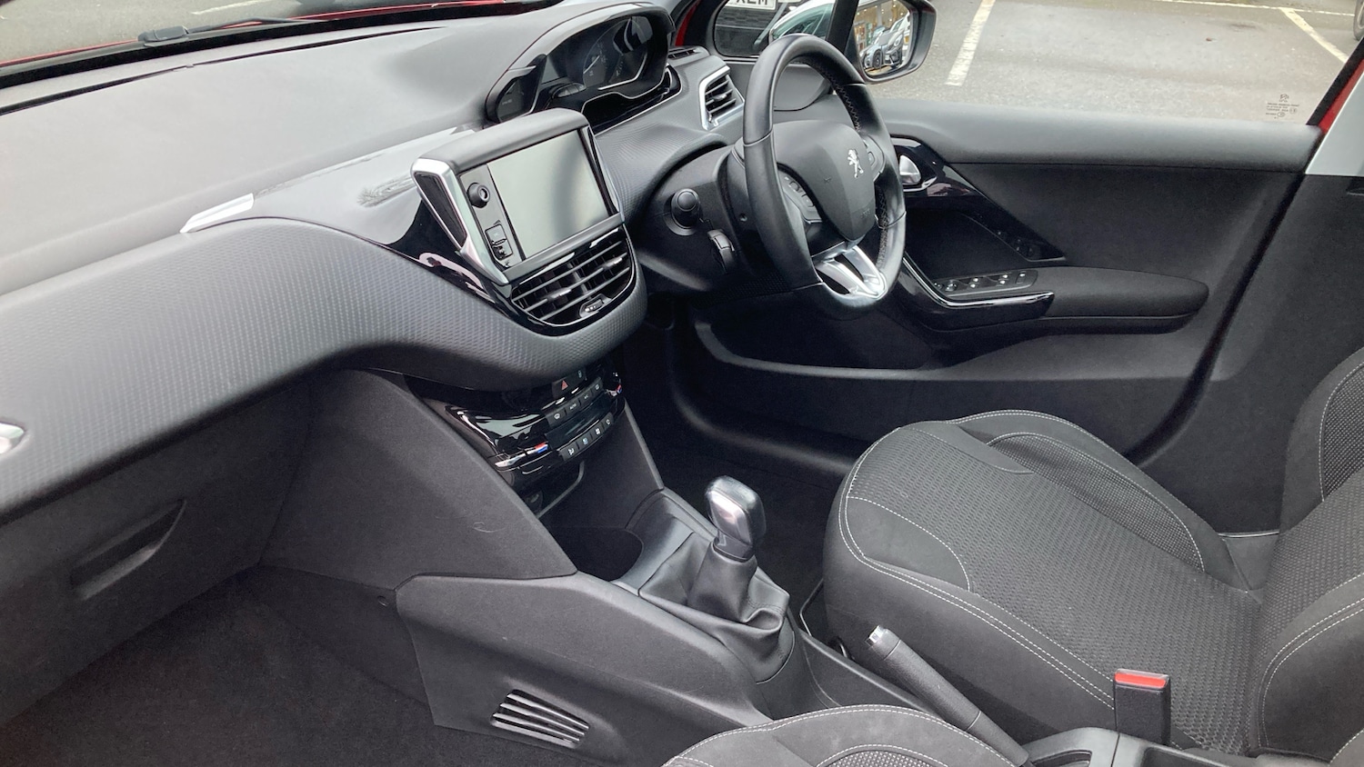 Used Peugeot 208 2019 for sale - 77027821: Photo 13