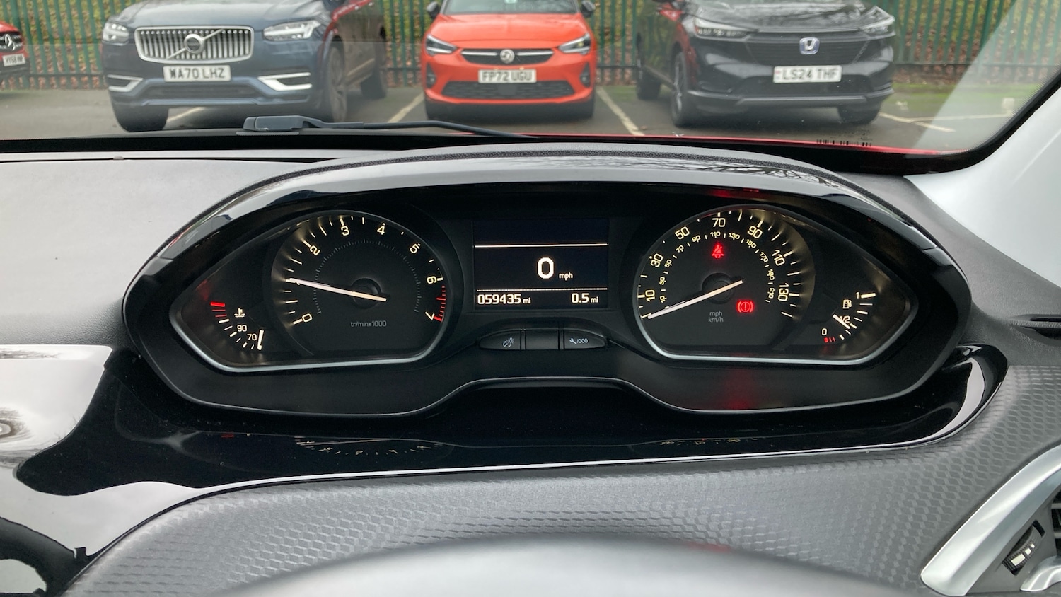 Used Peugeot 208 2019 for sale - 77027821: Photo 18