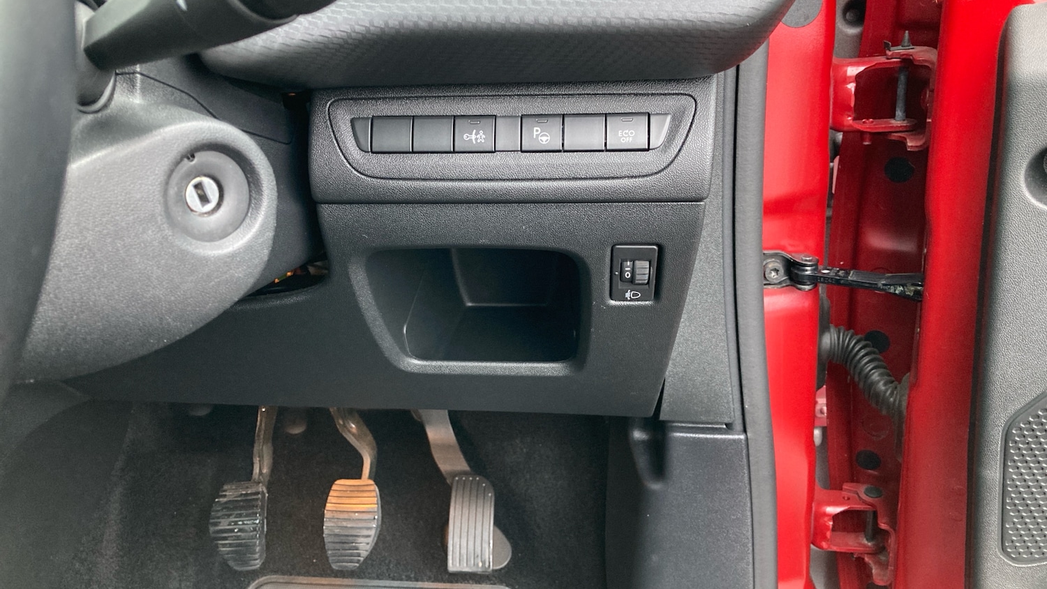 Used Peugeot 208 2019 for sale - 77027821: Photo 35