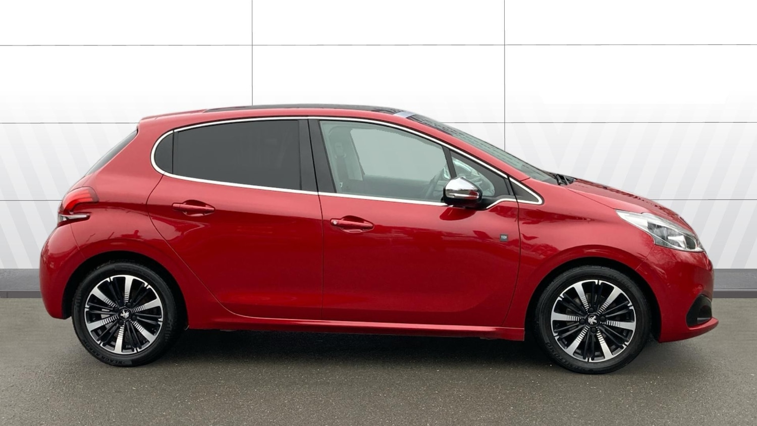 Used Peugeot 208 2019 for sale - 77027821: Photo 5