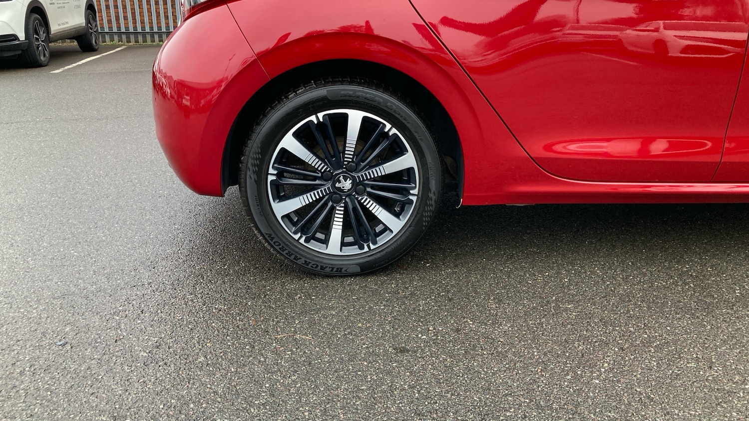 Used Peugeot 208 2019 for sale - 77027821: Photo 51