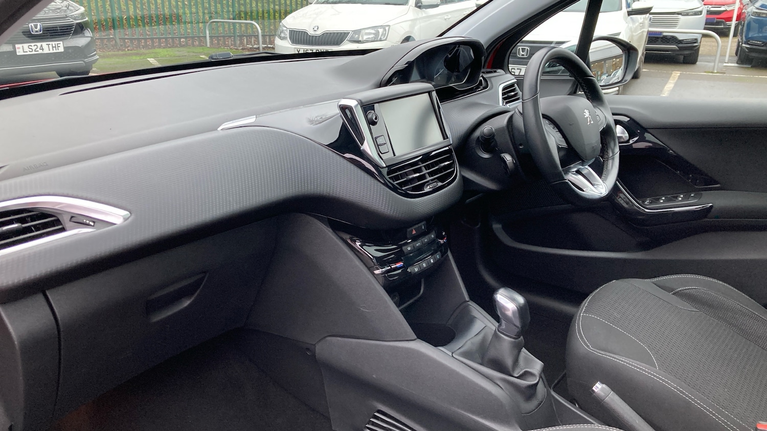 Used Peugeot 208 2019 for sale - 77027821: Photo 9