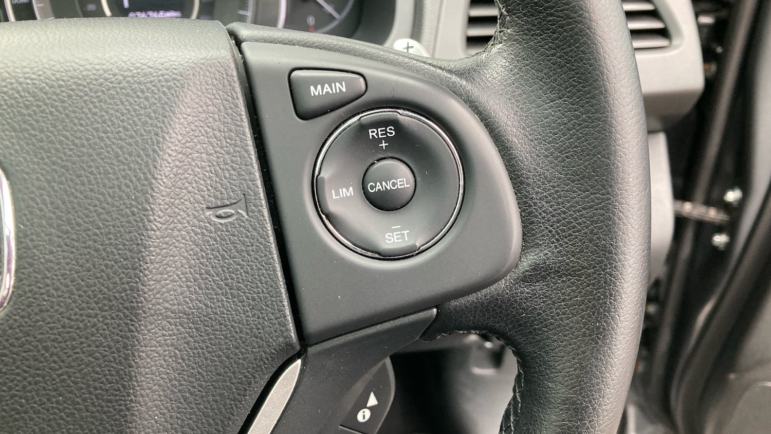 Used Honda CR-V 2015 for sale - 76578480: Photo 24