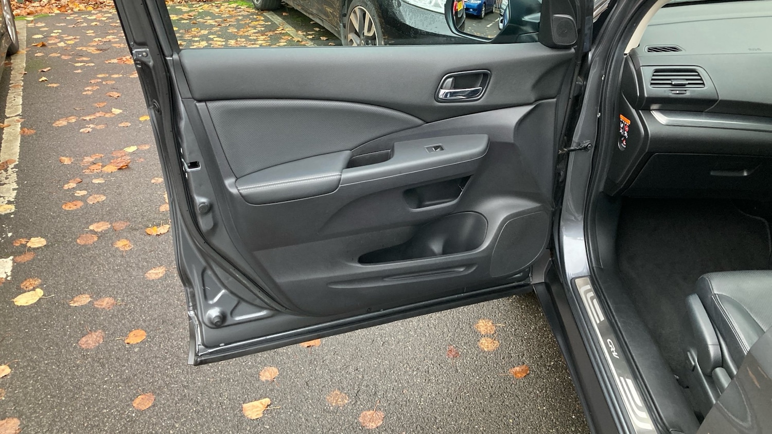 Used Honda CR-V 2015 for sale - 76578480: Photo 83