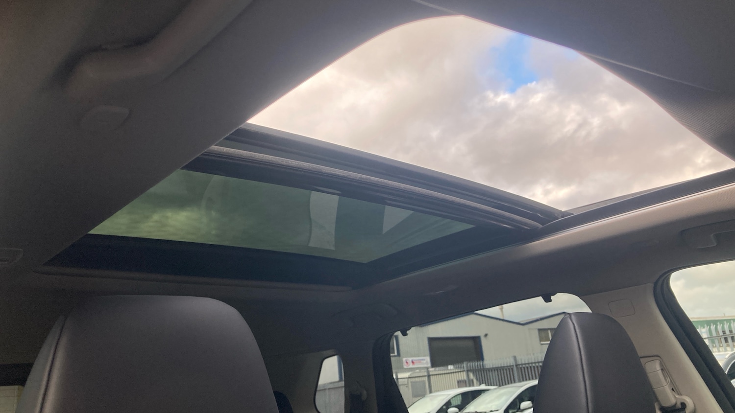 Used Nissan X-Trail 2024 for sale - 77297066: Photo 45