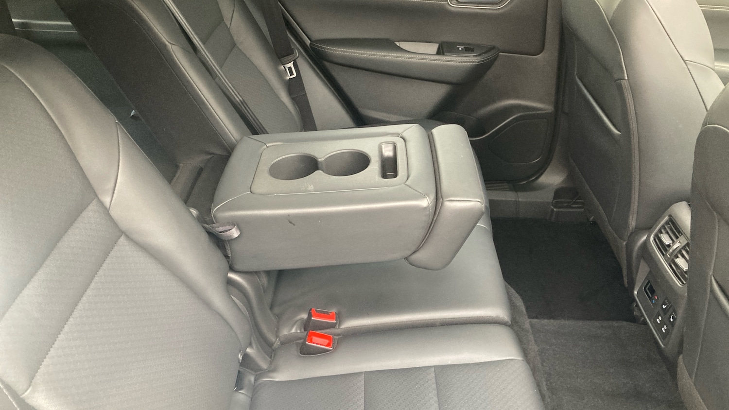 Used Nissan X-Trail 2024 for sale - 77297066: Photo 51