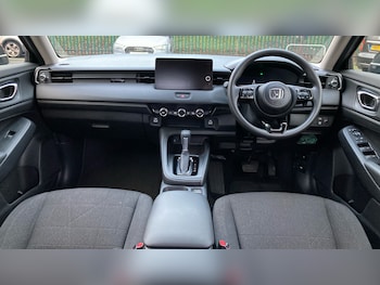 Used Honda HR-V 2024 for sale - 77233927: Photo