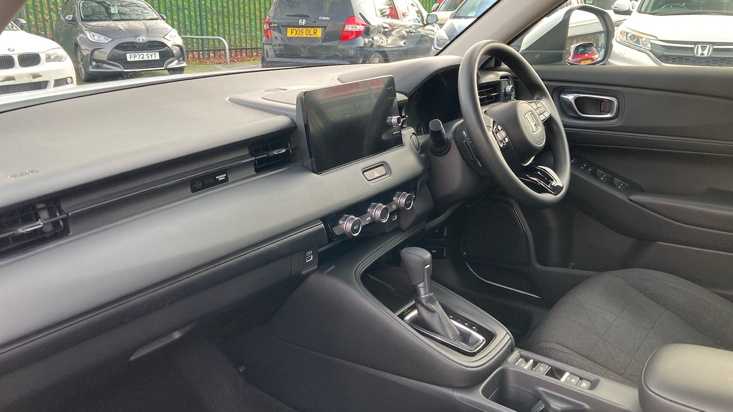 Used Honda HR-V 2022 for sale - 76877749: Photo 2