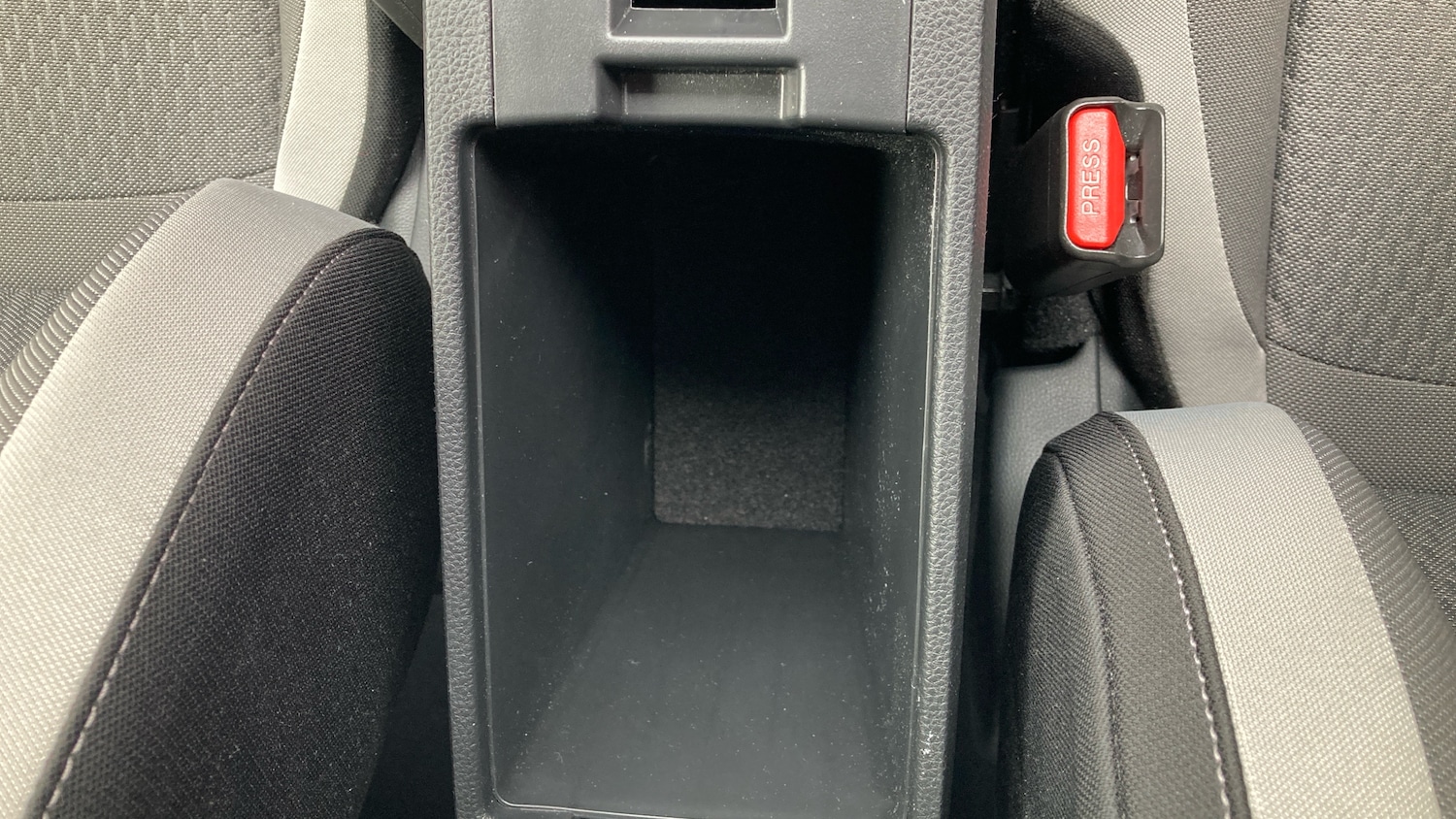 Used Honda Jazz 2022 for sale - 78010952: Photo 31