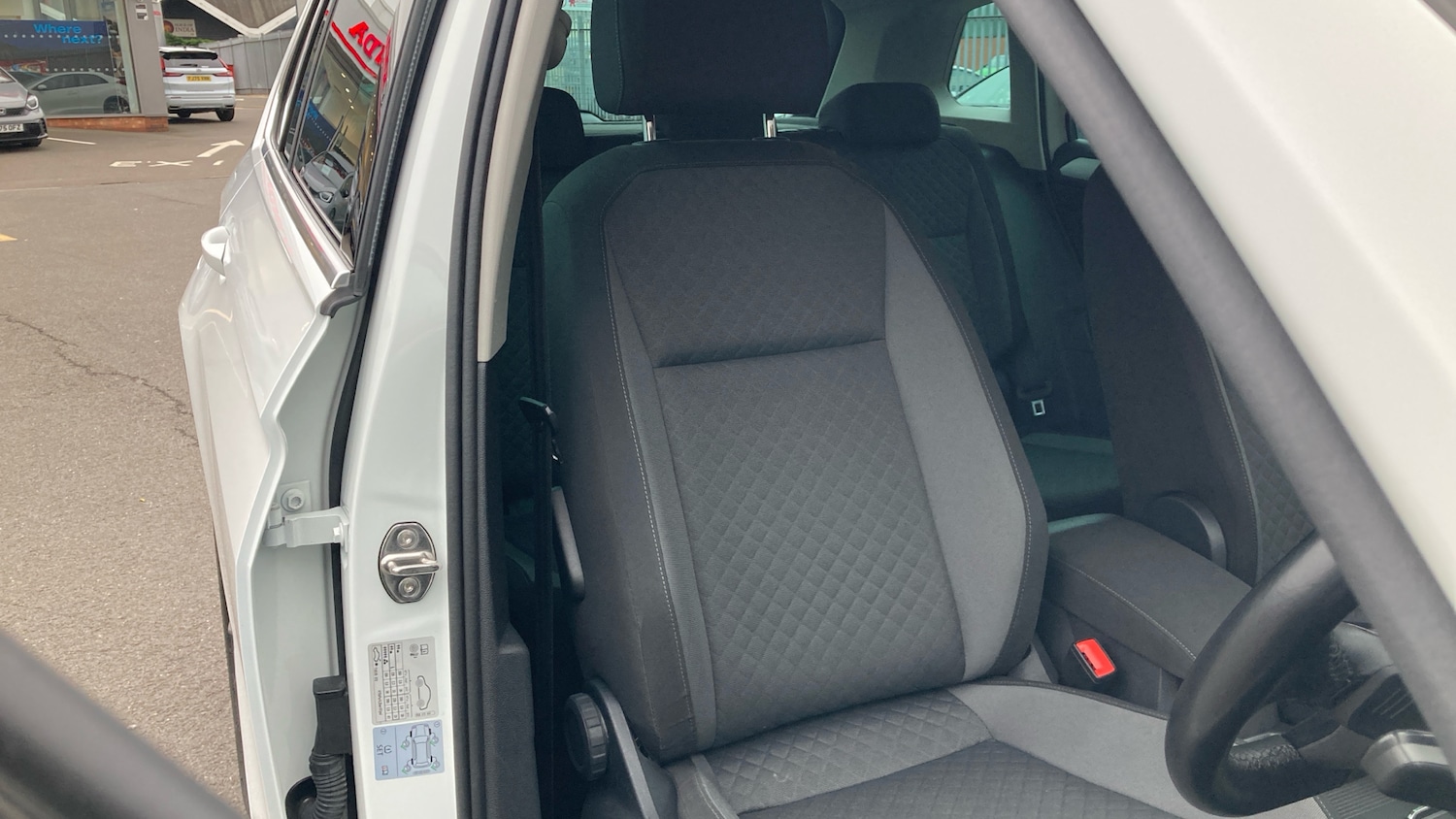 Used Volkswagen Tiguan 2019 for sale - 77603595: Photo 66