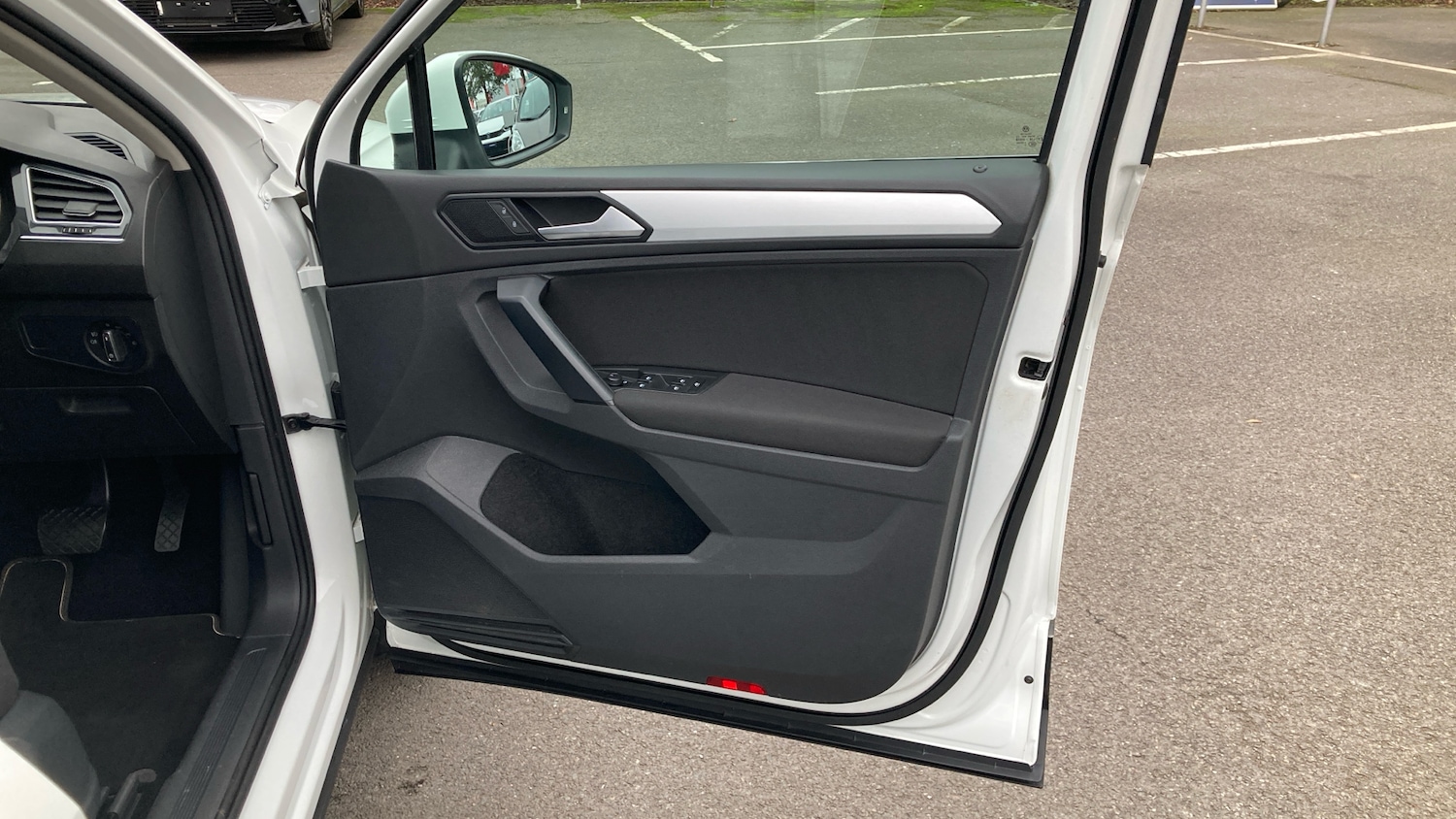 Used Volkswagen Tiguan 2019 for sale - 77603595: Photo 69