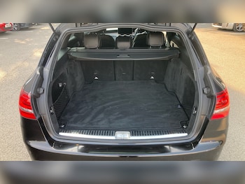Used Mercedes-Benz C-Class 2018 for sale - 75497453: Photo