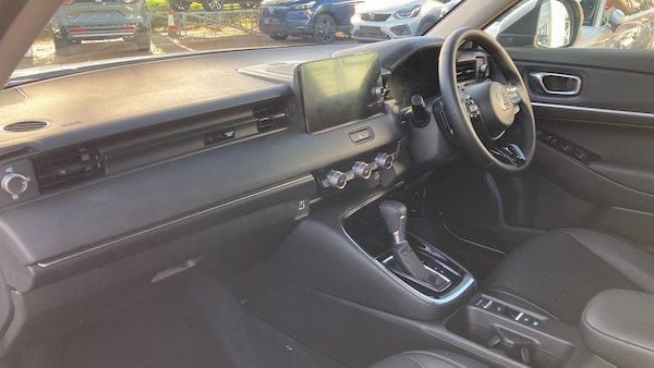 Used Honda HR-V 2022 for sale - 76209217: Photo 2